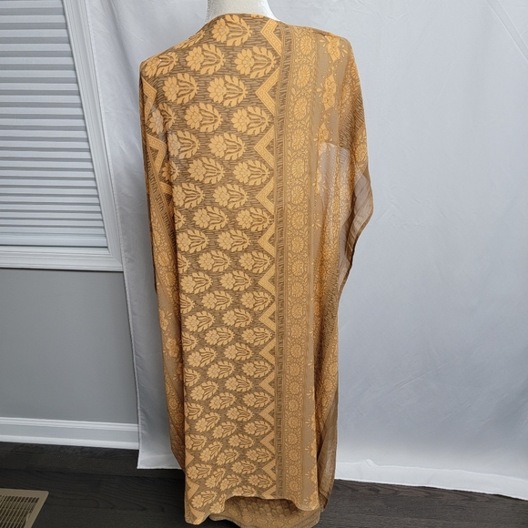 Peach and brown flower polyester saree/sari for party wear - Picture 7 of 12